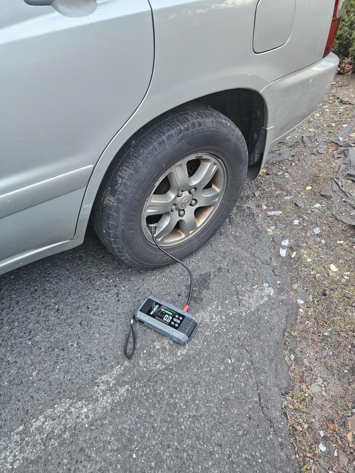 BIUBLE jump starter customer review photo 5